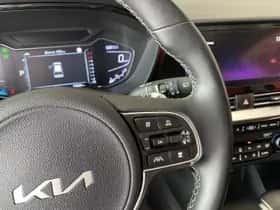 Kia Niro (2022) thumbnail 6