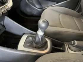 Kia Rio (2013) thumbnail 17