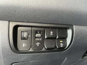 Kia Rio (2013) thumbnail 19