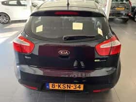 Kia Rio (2013) thumbnail 45