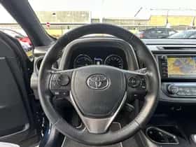 Toyota RAV4 (2018) thumbnail 13
