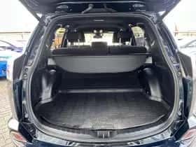 Toyota RAV4 (2018) thumbnail 24