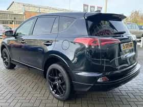 Toyota RAV4 (2018) thumbnail 28