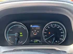 Toyota RAV4 (2018) thumbnail 44