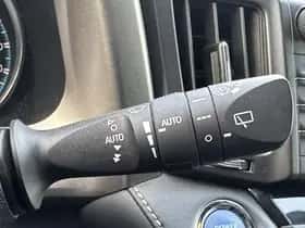 Toyota RAV4 (2018) thumbnail 48