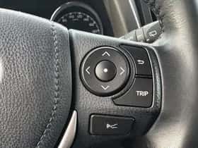 Toyota RAV4 (2018) thumbnail 9