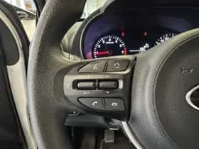 Kia Picanto (2020) thumbnail 6
