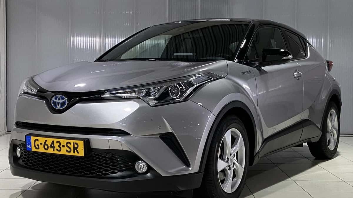 Toyota C-HR (2019) — foto 1