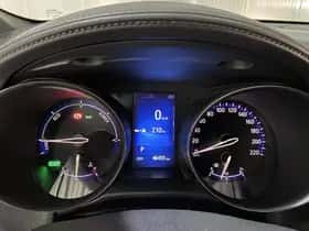 Toyota C-HR (2019) thumbnail 40