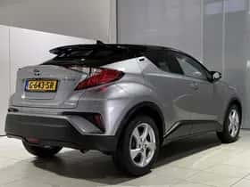Toyota C-HR (2019) thumbnail 50