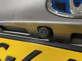 Toyota C-HR (2019) thumbnail 58