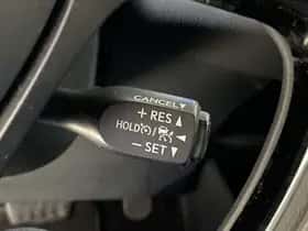 Toyota C-HR (2019) thumbnail 63