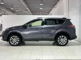 Toyota RAV4 (2019) thumbnail 16