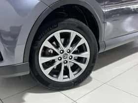 Toyota RAV4 (2019) thumbnail 35