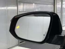 Toyota RAV4 (2019) thumbnail 81