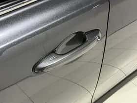 Toyota RAV4 (2019) thumbnail 83
