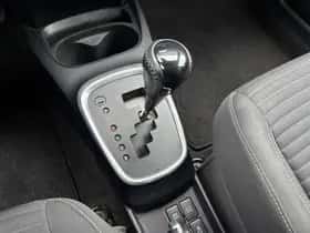 Toyota Yaris (2019) thumbnail 53