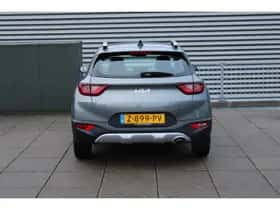 Kia Stonic (2024) thumbnail 4
