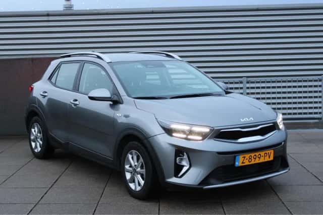 Kia Stonic (2024) thumbnail 7