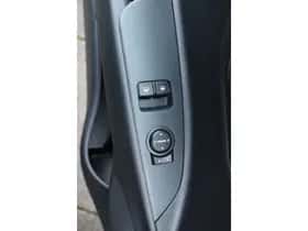 Kia Stonic (2024) thumbnail 9