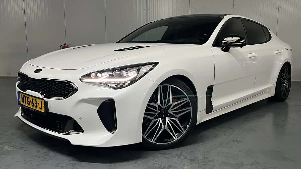 Kia Stinger (2021) — foto 1