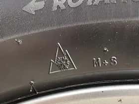 Lexus RX (2013) thumbnail 108