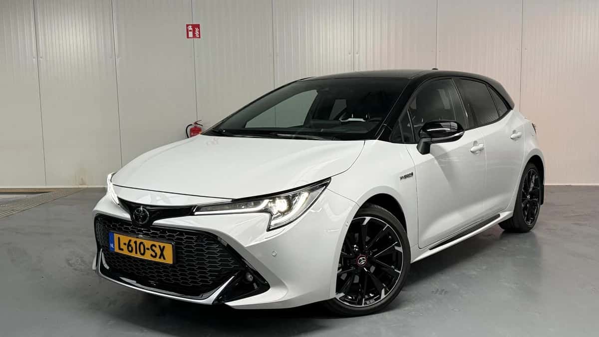 Toyota Corolla (2021) — foto 1