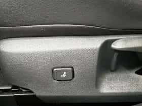 Toyota Corolla (2021) thumbnail 3