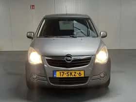 Opel Agila (2011) thumbnail 38