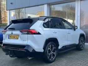 Toyota RAV4 (2025) thumbnail 12