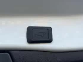 Toyota RAV4 (2025) thumbnail 37