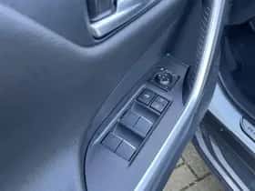 Toyota RAV4 (2025) thumbnail 45