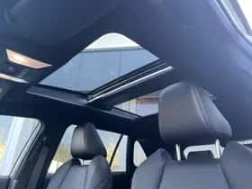 Toyota RAV4 (2025) thumbnail 86