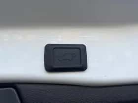 Toyota RAV4 (2025) thumbnail 87