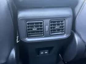 Toyota RAV4 (2025) thumbnail 92