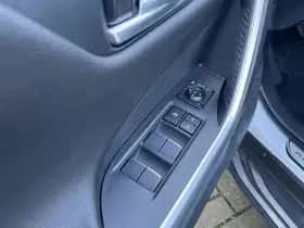 Toyota RAV4 (2025) thumbnail 95