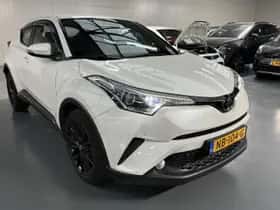Toyota C-HR (2017) thumbnail 19