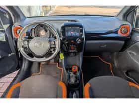 Toyota Aygo (2021) thumbnail 16