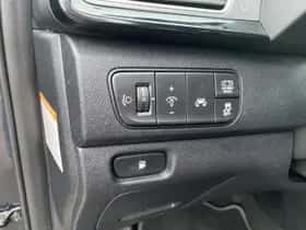 Kia Niro (2018) thumbnail 19