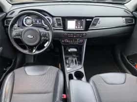 Kia Niro (2018) thumbnail 23