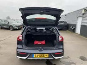 Kia Niro (2018) thumbnail 7