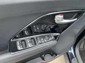 Kia Niro (2018) thumbnail 72