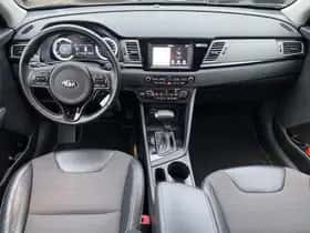 Kia Niro (2018) thumbnail 77