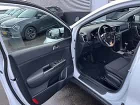 Kia Sportage (2019) thumbnail 72