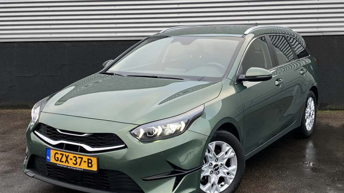 Kia Ceed Sportswagon (2025) — foto 1