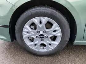 Kia Ceed Sportswagon (2025) thumbnail 17