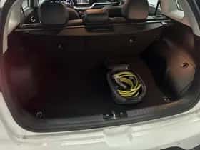 Kia Niro (2019) thumbnail 44