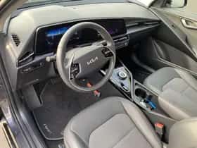Kia Niro EV (2024) thumbnail 24