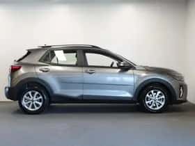 Kia Stonic (2025) thumbnail 4