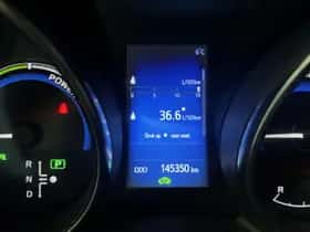 Toyota Auris (2018) thumbnail 8